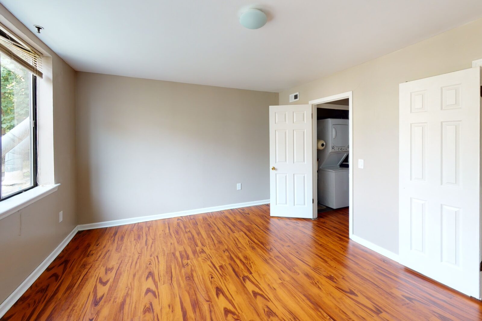 3645-Lancaster-Ave-Unit-A-Unfurnished Room