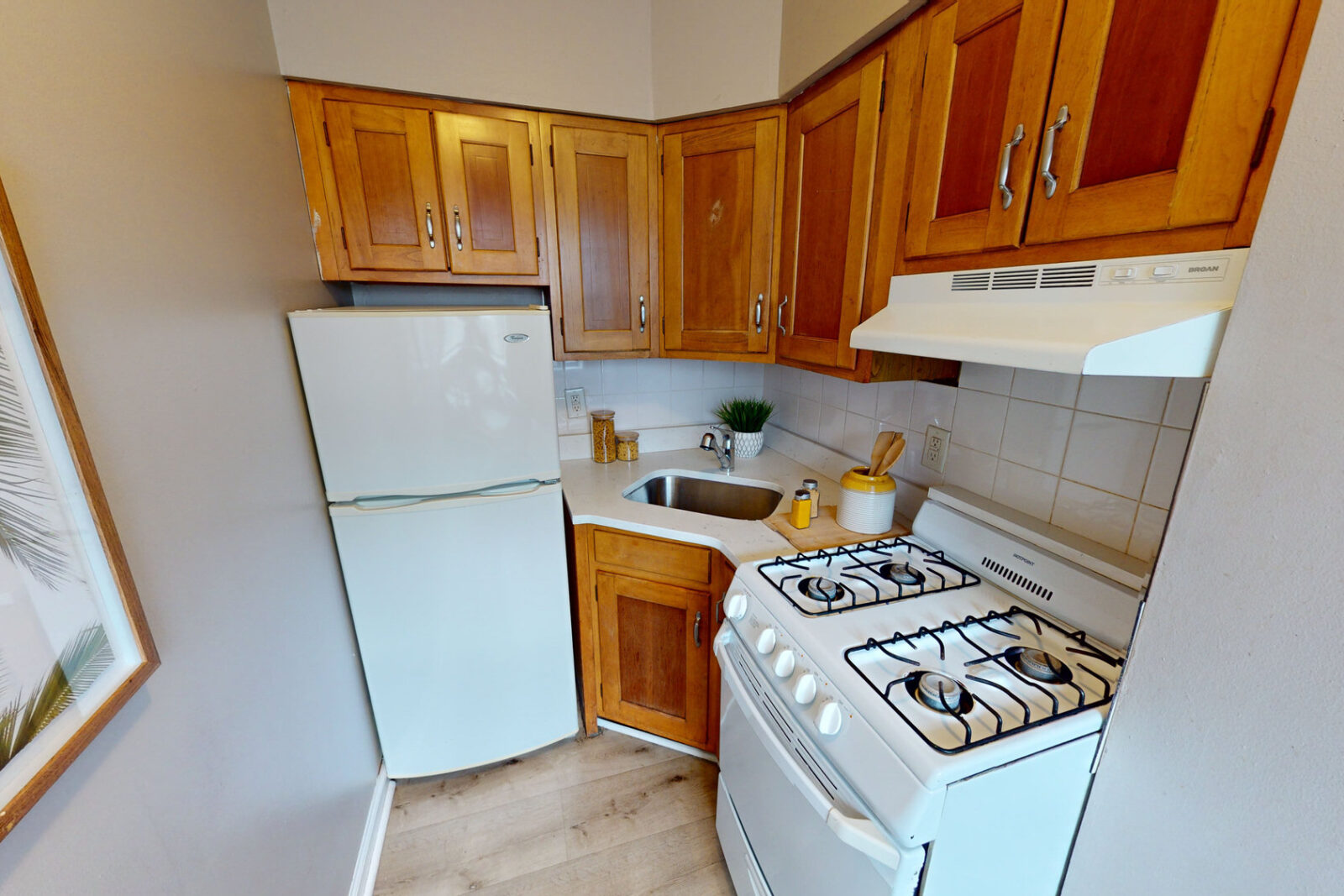 Pine Tower 4514 Pine Street Philadelphia Apartment Kitchen